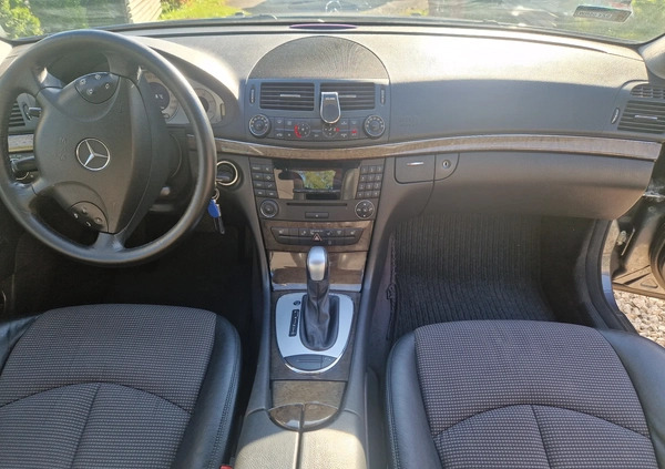 Mercedes-Benz Klasa E cena 37500 przebieg: 301000, rok produkcji 2005 z Żywiec małe 121